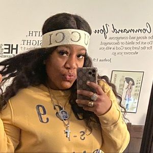 Meet your Posher, Lakisha